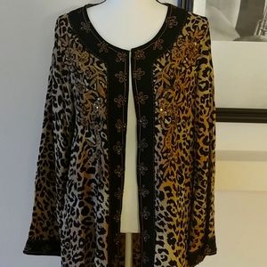 **Bundle 3 items $10 or less get 3rd one free**Katy B Leopard Vintage Jacket